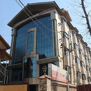 Mannat Resorts